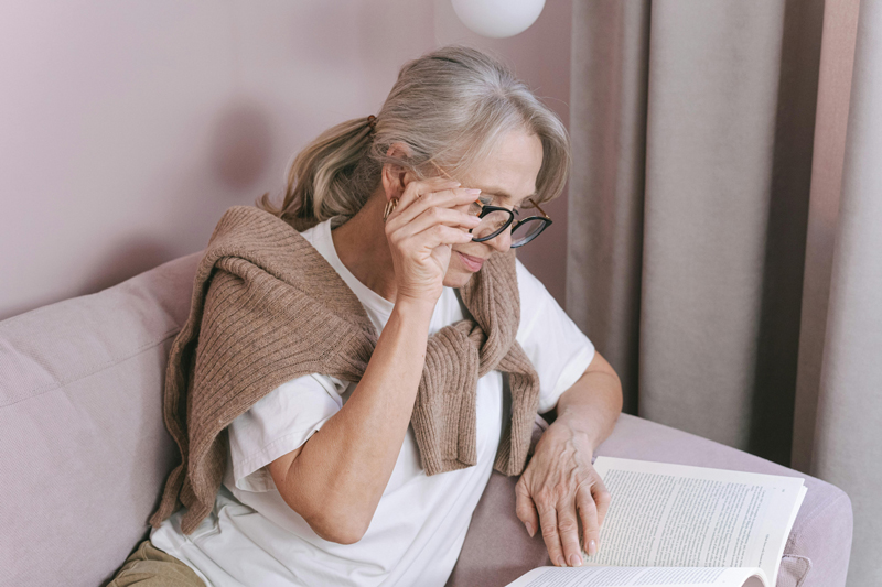 women's reading glasses seventy years