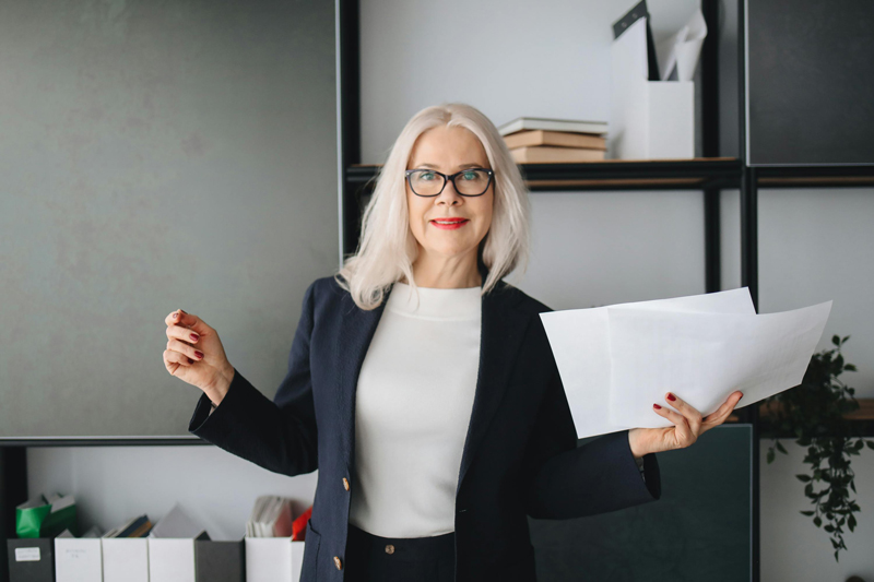 women's reading glasses fifty years